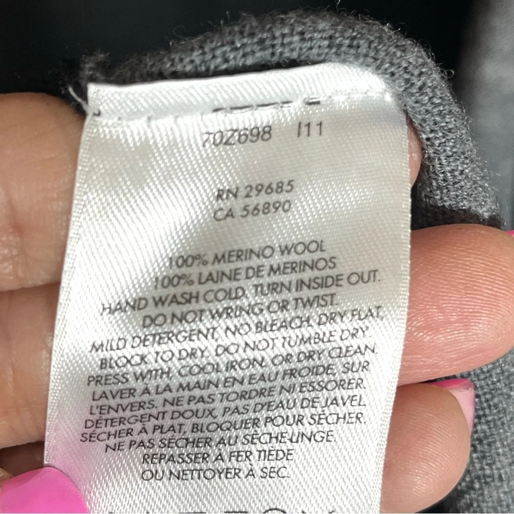 Pendleton Merino Wool Grey & Black Cardigan Size Medium